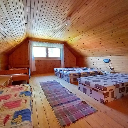 Drevenica Pod Kralovou Holou Sumiac