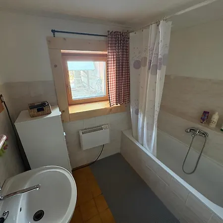Drevenica Pod Kralovou Holou Holiday home *